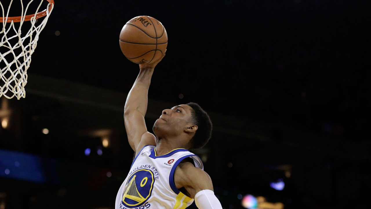 Raptors Officially Sign Free Agent Patrick Mccaw Sportsnet Ca