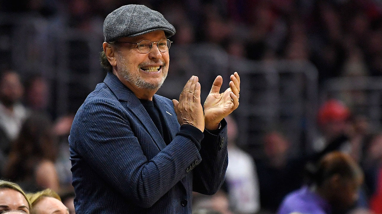 billy-crystal-applauds-during-an-nba-game