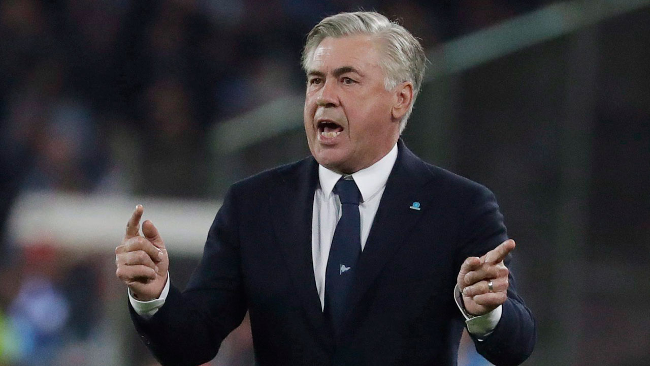 carlo-ancelotti-gives-out-instructions