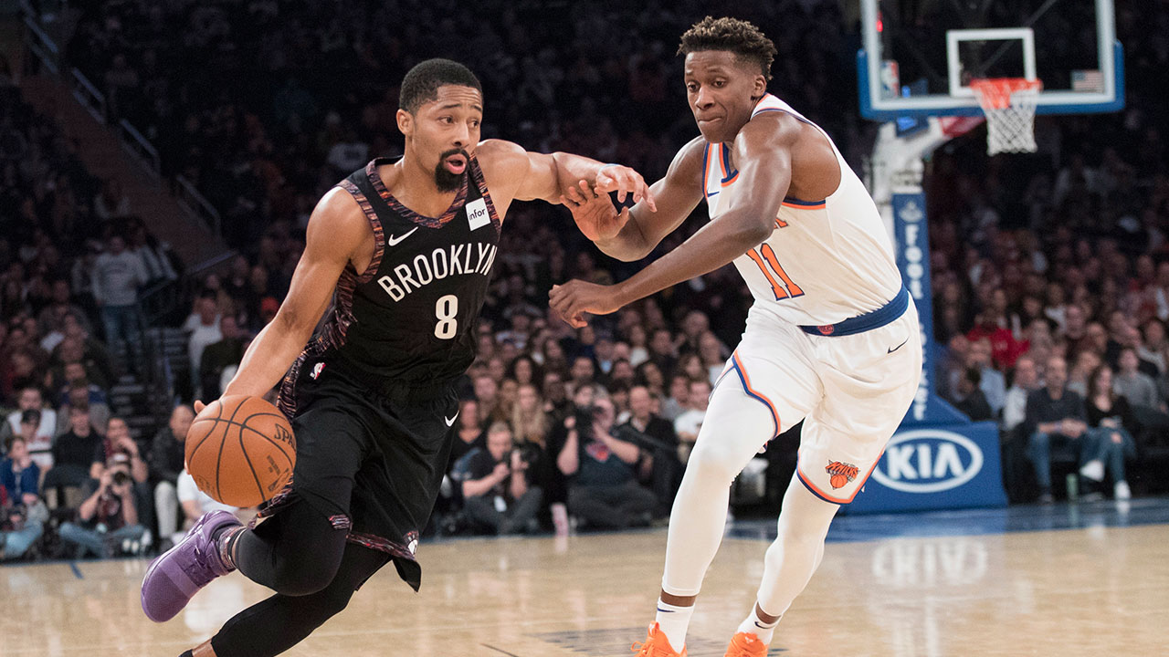 spencer-dinwiddie-drives-past-frank-ntilikina