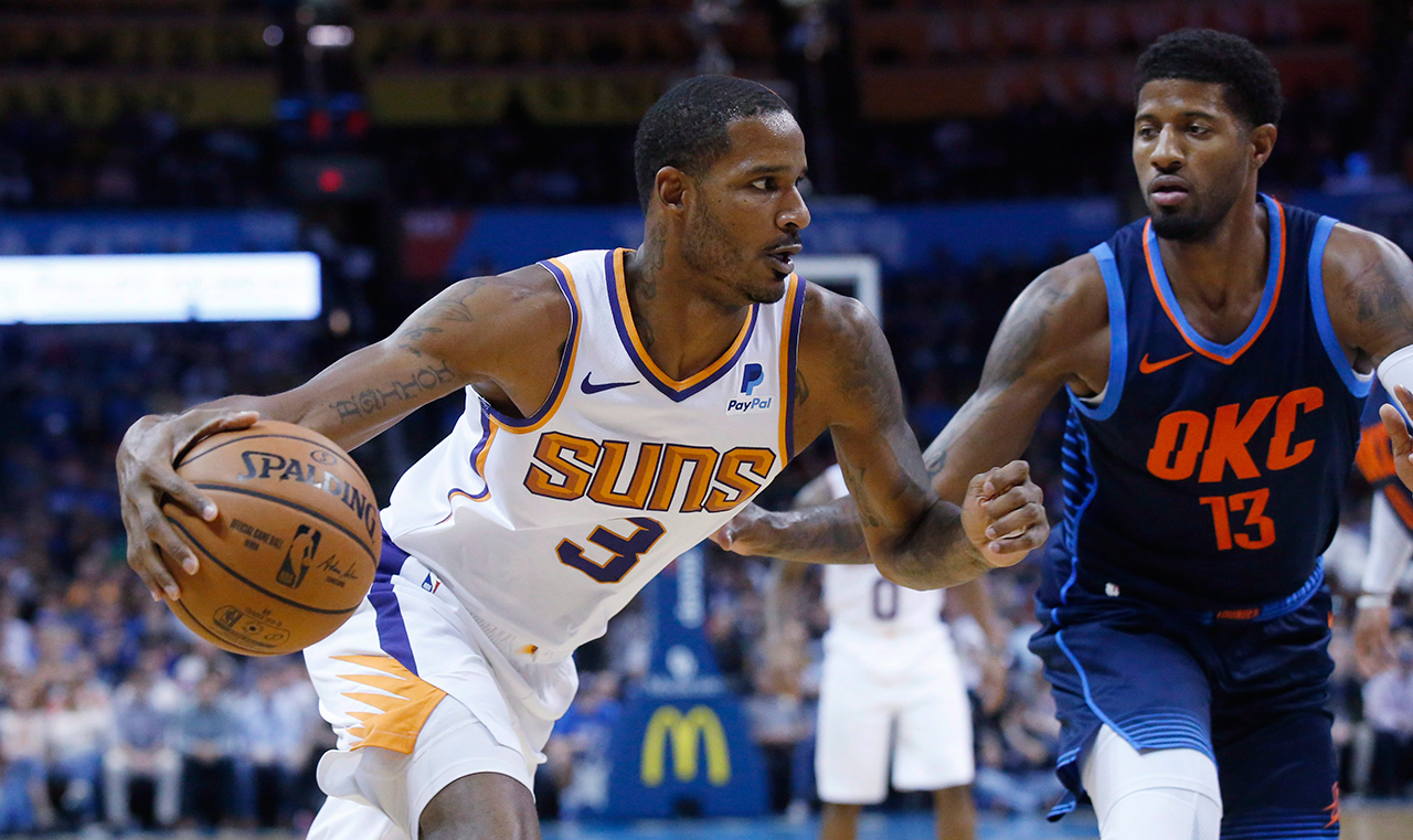 suns-trevor-ariza-drives-against-paul-george
