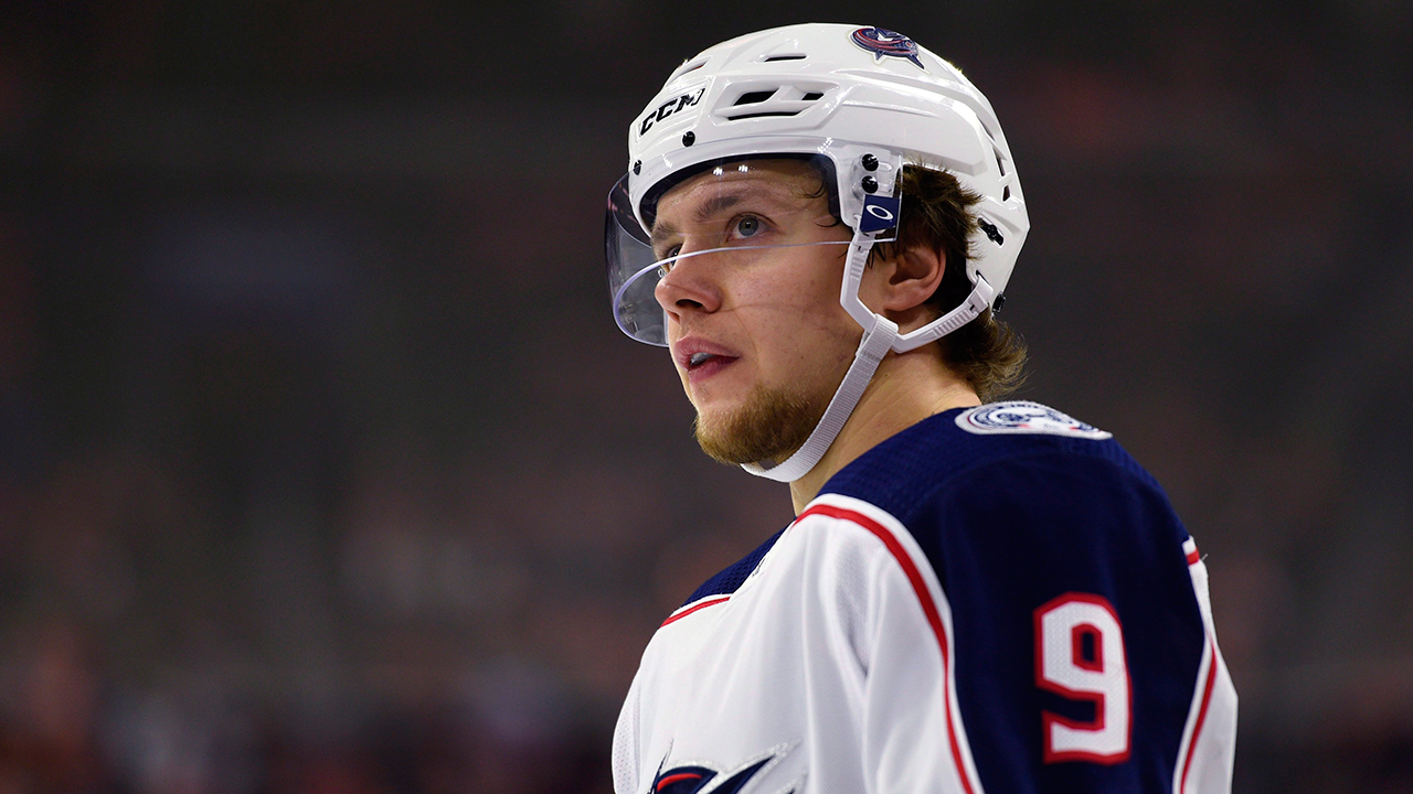 Rangers sign star winger Artemi Panarin to seven-year deal