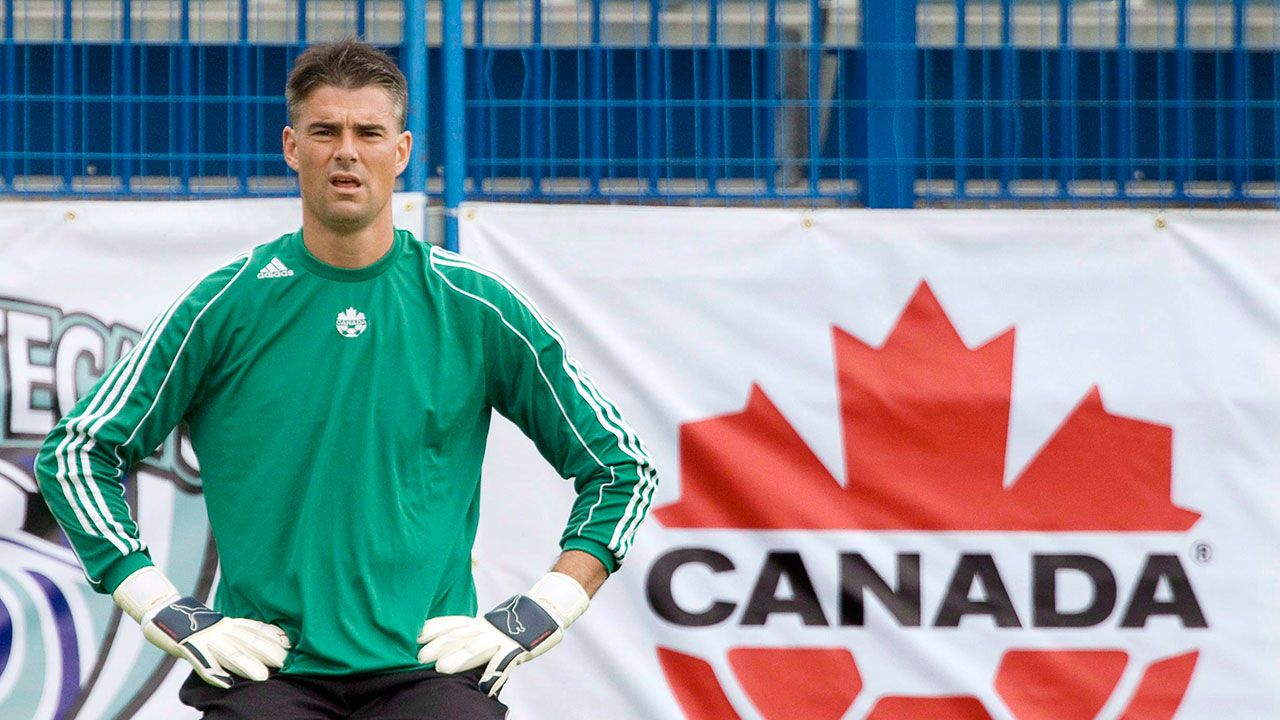 Former Canadian Goalkeeper Pat Onstad goes through drills. Onstad, 53, has joined the Houston Dynamo as the club's GM. (Paul Chiasson/CP)