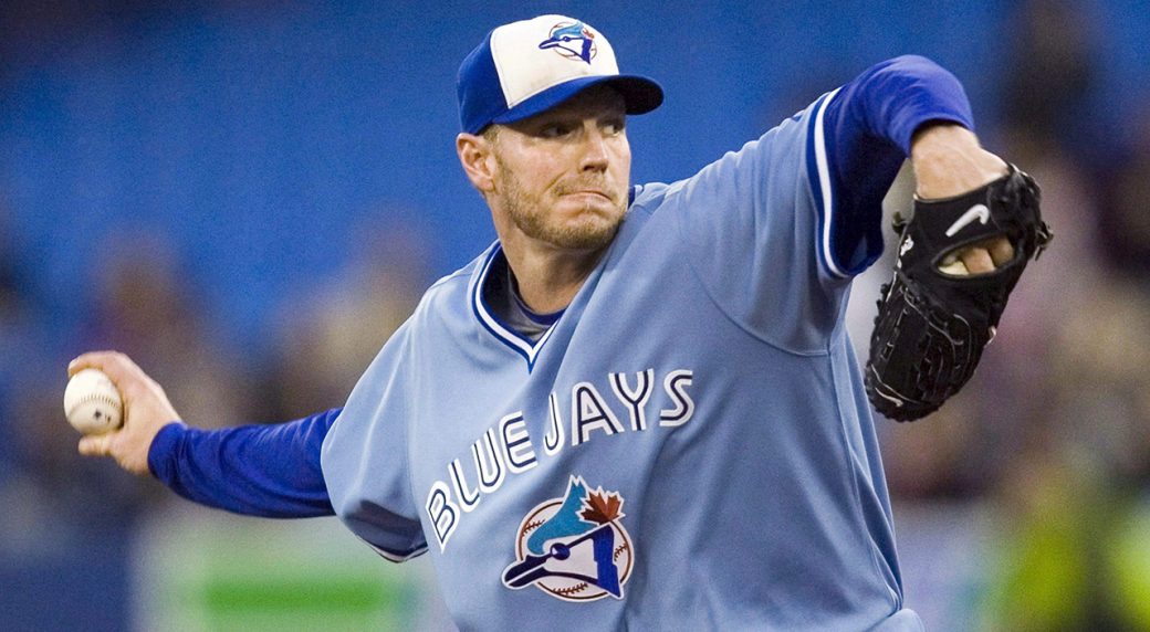 Halladay glove, lends it to Blue Jays 