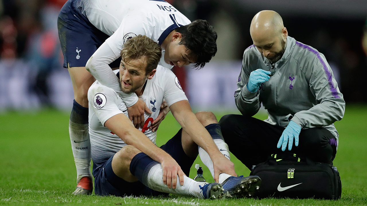 Tottenham Confirms Harry Kane Has Damaged Ligaments In Left Ankle tottenham-confirms-harry-kane-has-damaged-ligaments-in-left-ankle