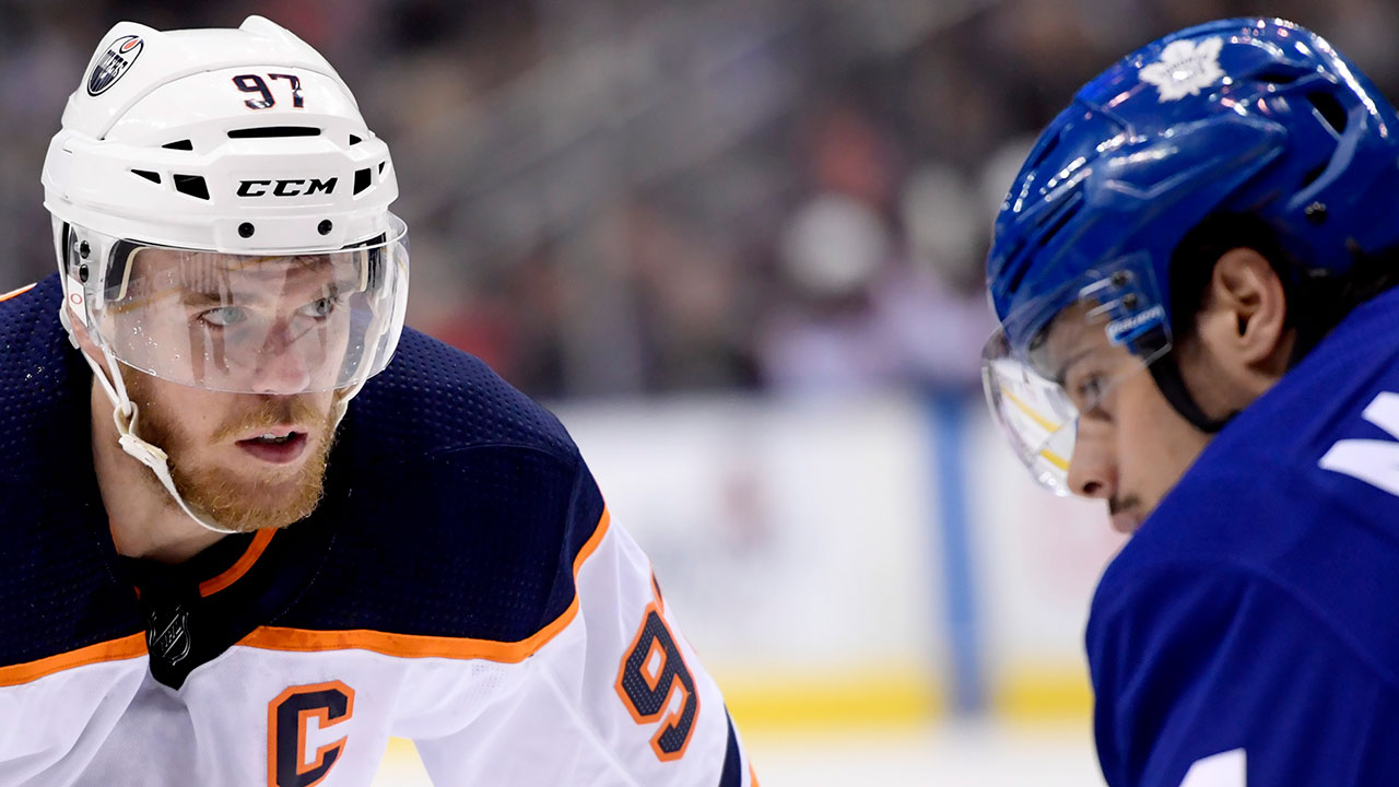 NHL-Oilers-McDavid-faces-off-against-Maple-Leafs-Matthews