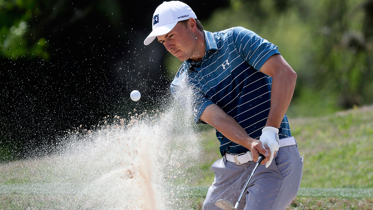 Jordan Spieth plays a shot from a bunker on the fifth hole during round-robin play at the Dell Technologies Match Play. (AP Photo/Eric Gay)