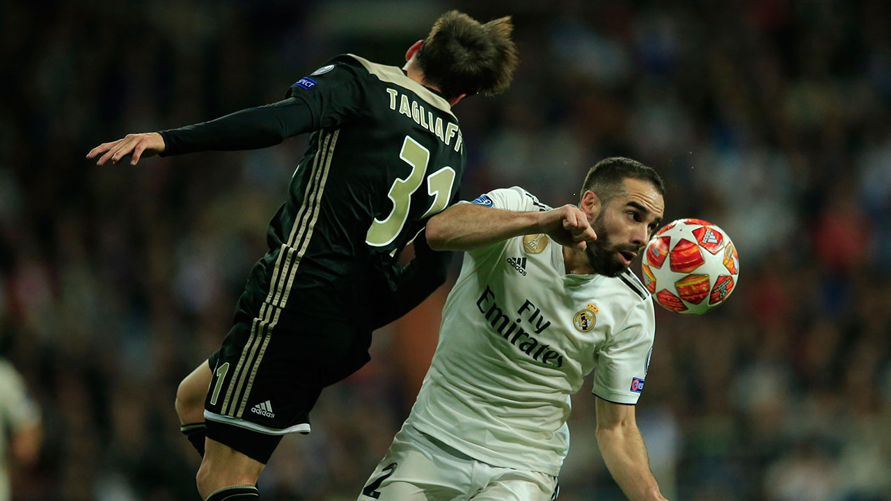 dani-carvajal-defends-against-ajax