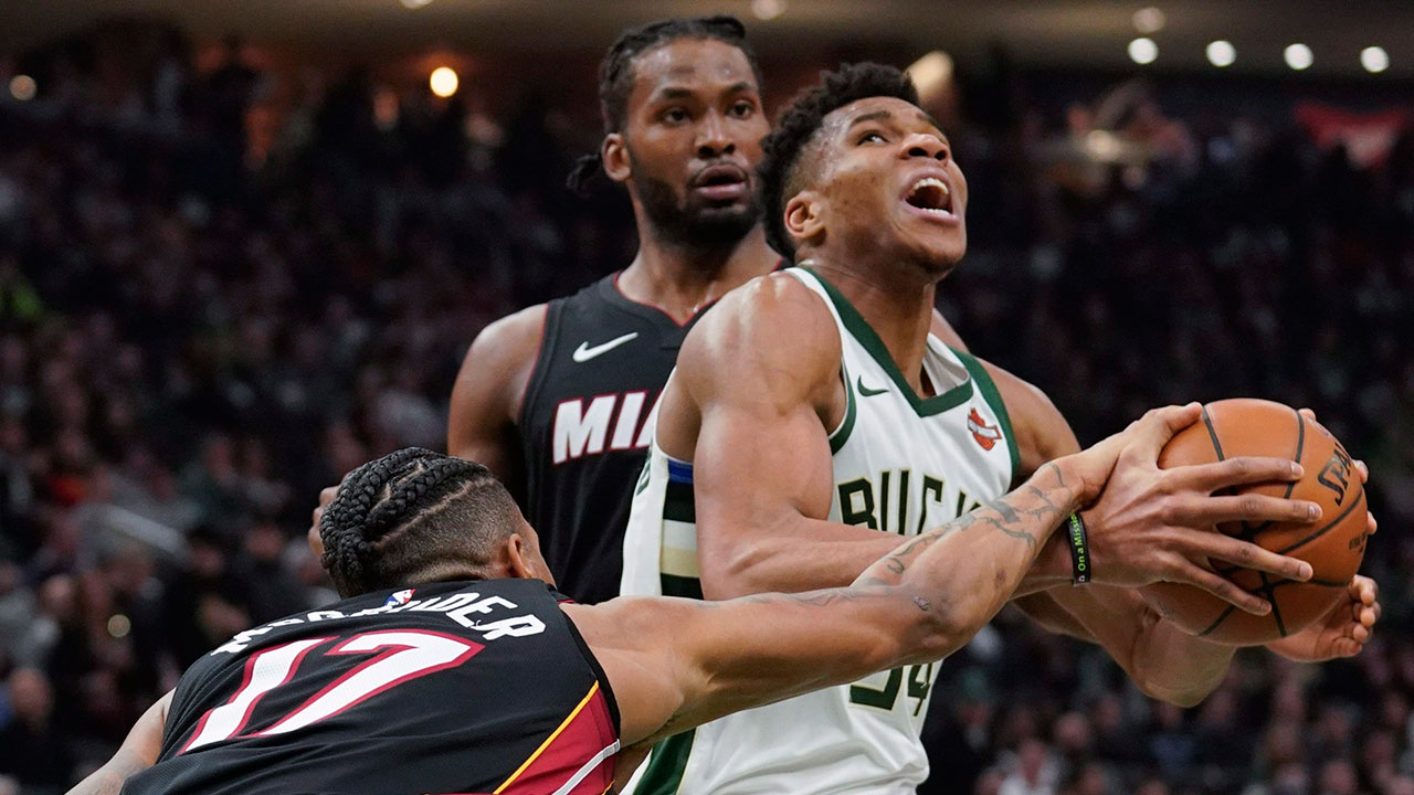 giannis-antetokounmpo-is-fouled-by-rodney-mcgruder