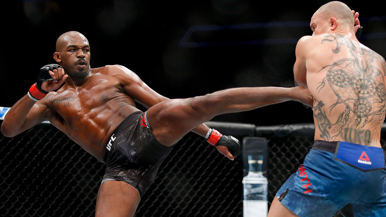 jon-jones-kicks-anthony-smith-at-ufc-235