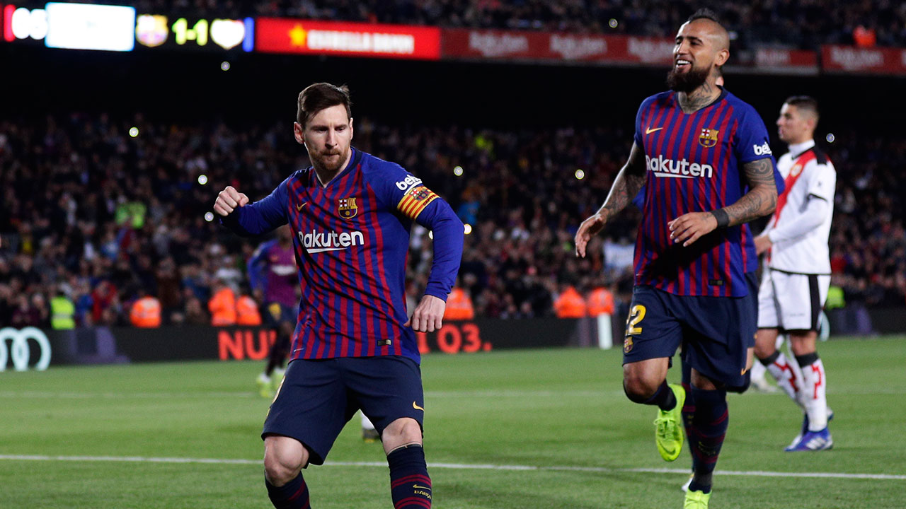lionel-messi-celebrates-scoring-a-goal-against-rayo-vallecano
