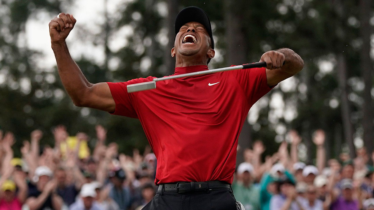 Golf-PGA-Woods-celebrates-win