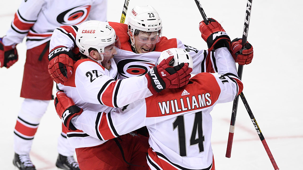 Hurricanes eliminate Capitals with double-OT win i