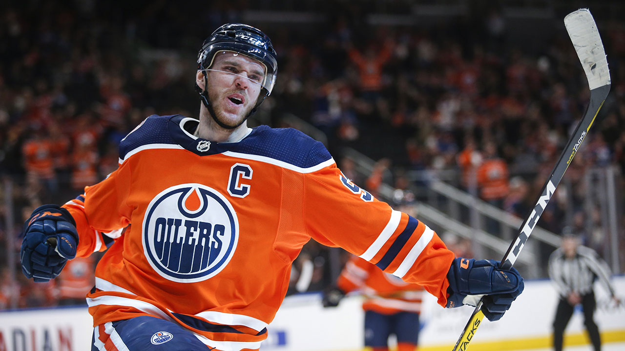 NHL-Oilers-McDavid-celebrates-goal