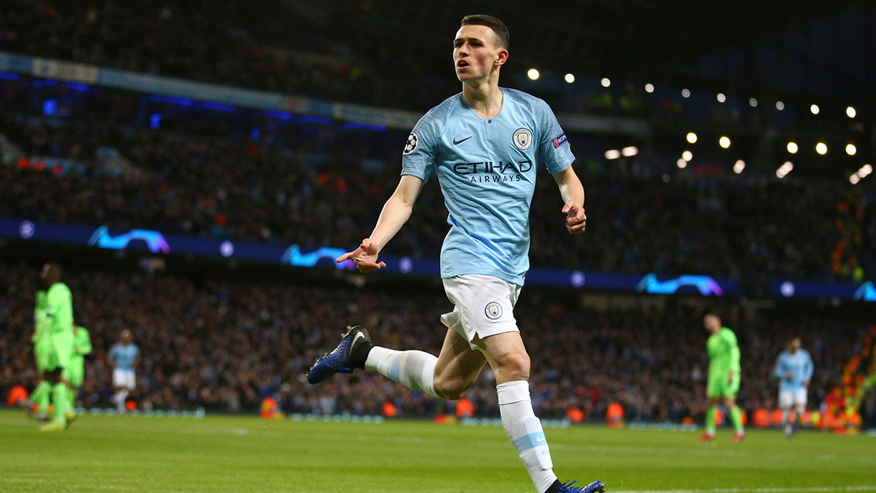 Manchester City's Phil Foden celebrates after scoring. (Dave Thompson/AP)
