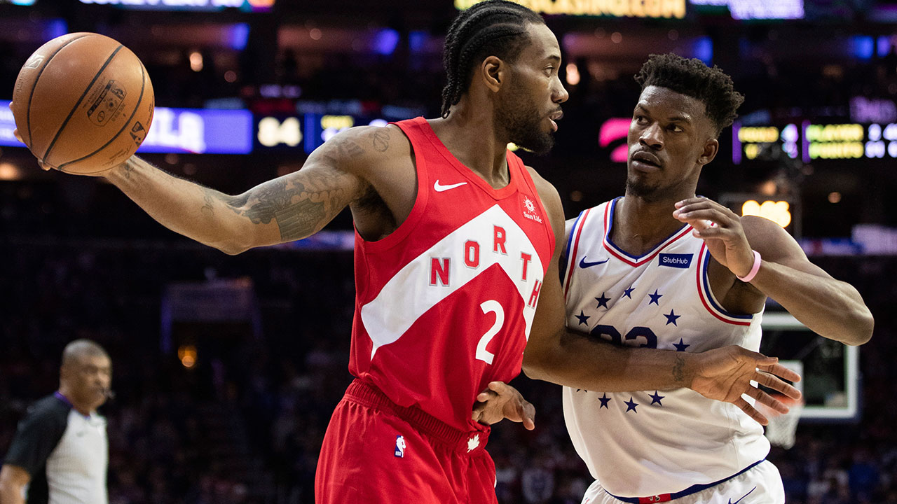 NBA-Raptors-Leonard-fends-off-76ers-Butler