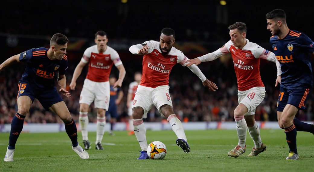 Valencia Condemns Nazi Monkey Gestures By Fans At Arsenal Sportsnet Ca