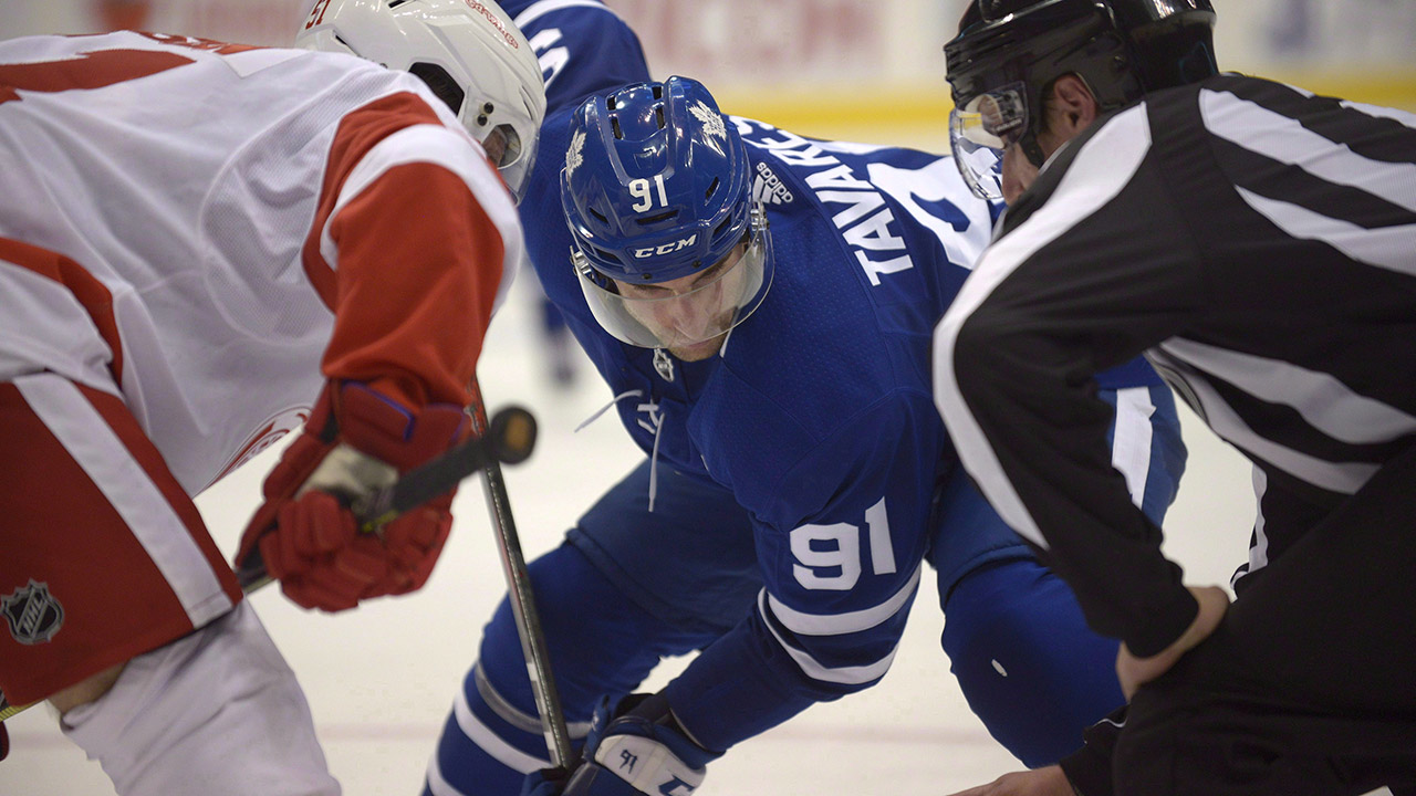 maple-leafs-john-tavares-takes-faceoff-against-red-wings