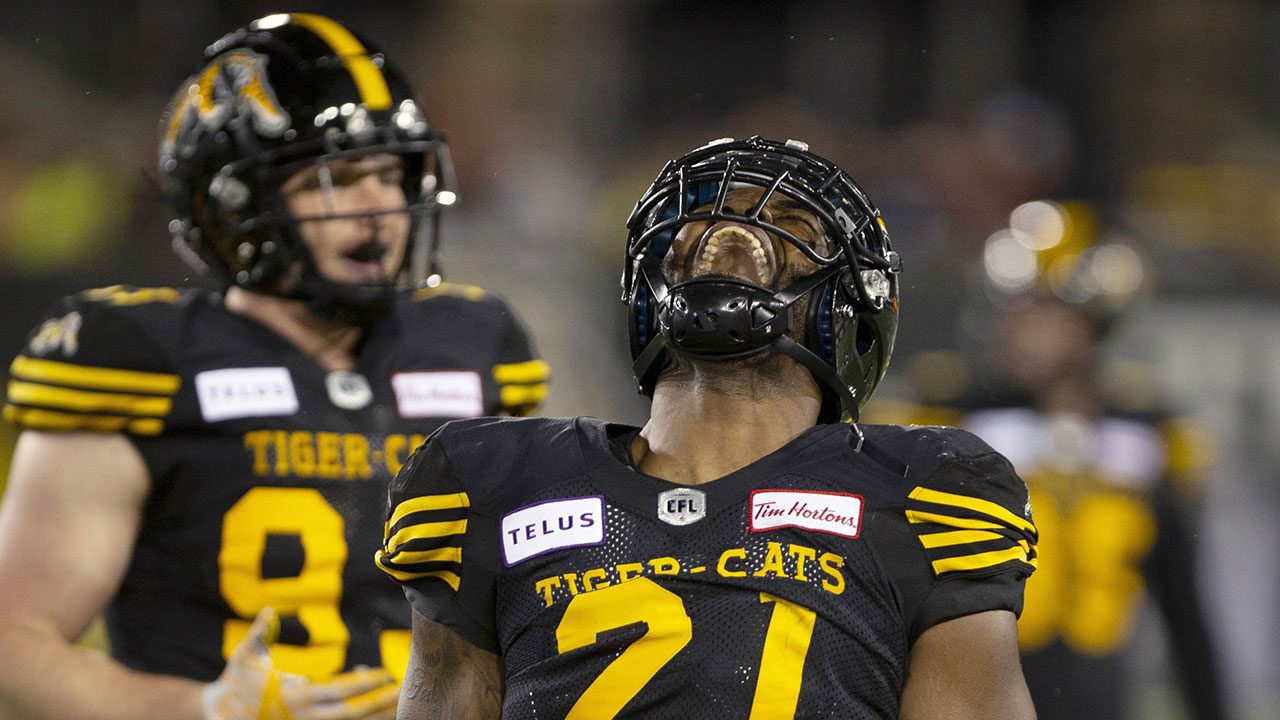 CFL-Tiger-Cats-Lawrence-makes-a-sack