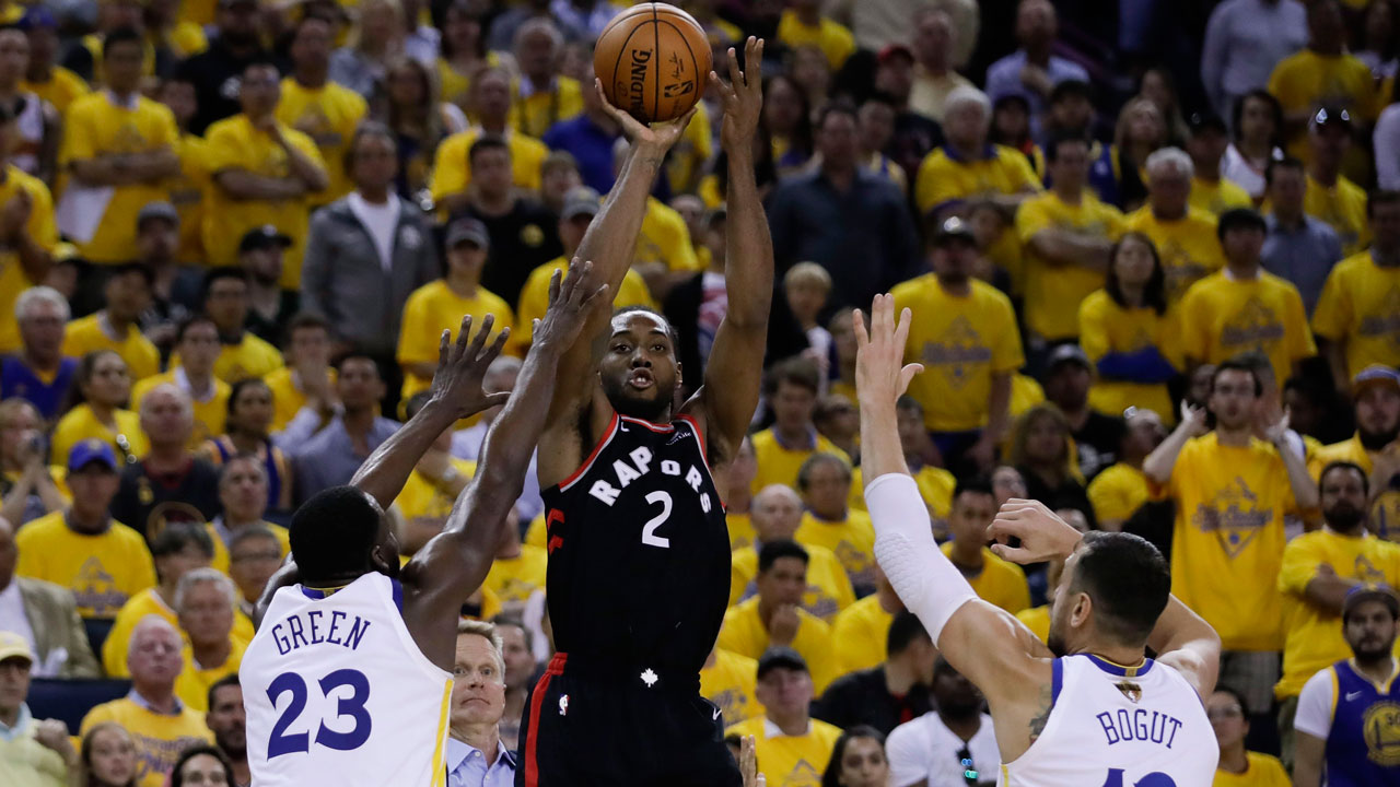 Kawhi-Game3-shooting