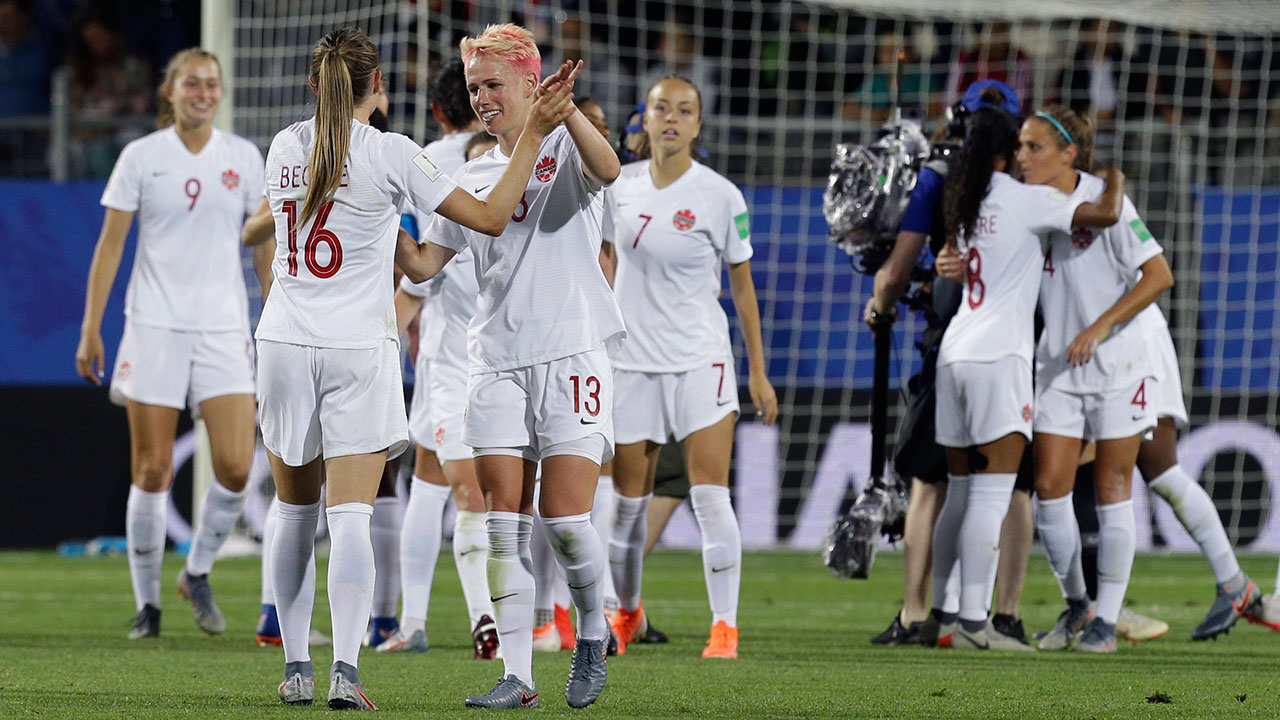 Soccer-Canada-celebrates-after-women's-world-cup-win-over-france