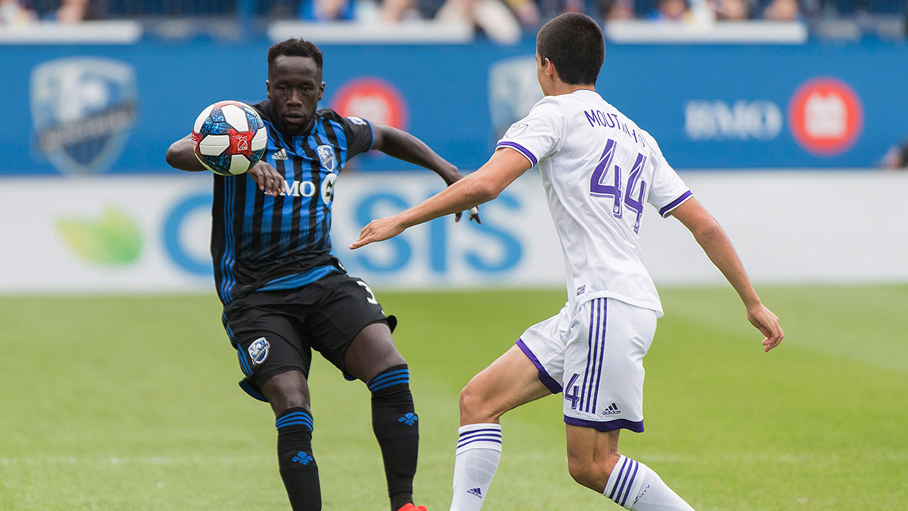 Soccer-Impact-challenges-for-ball-against-Orlando-City