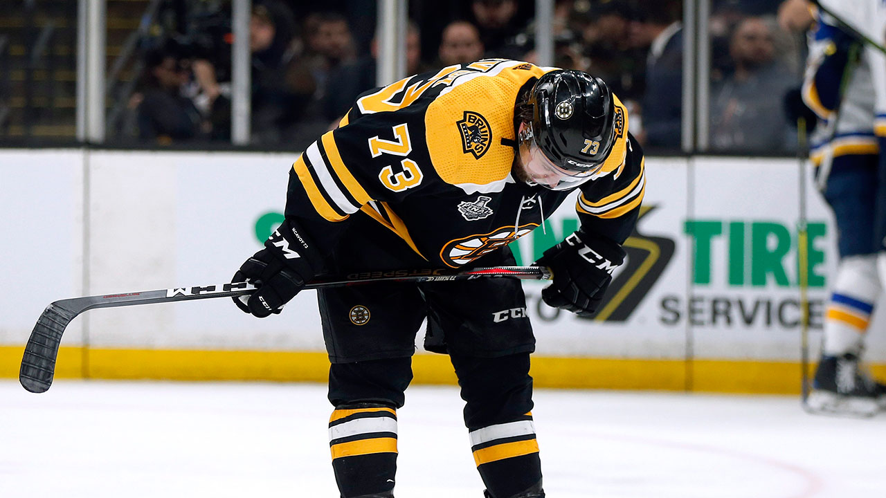 Bruins' Charlie McAvoy out vs. Flyers with upper-body injury