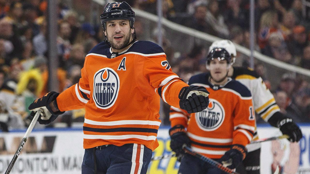 Lucic still on hunt for first Flames marker