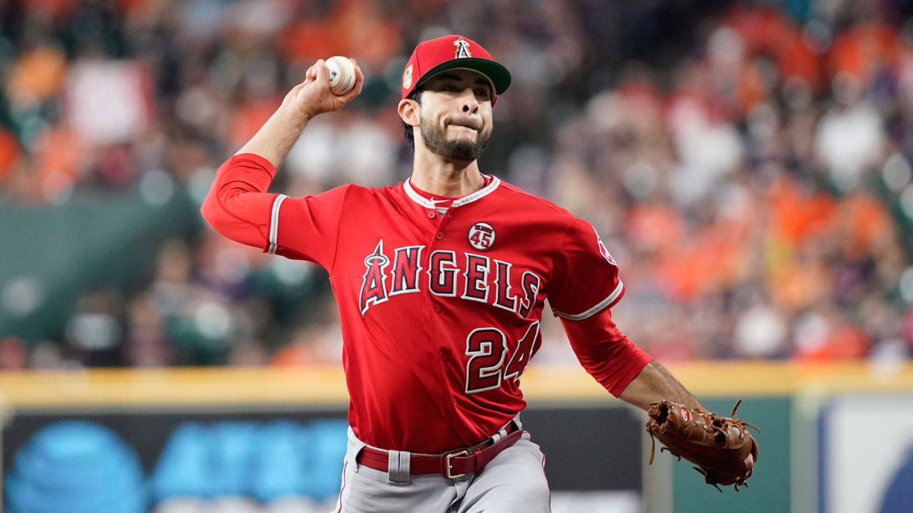 MLB-Angels-Ramirez-throws