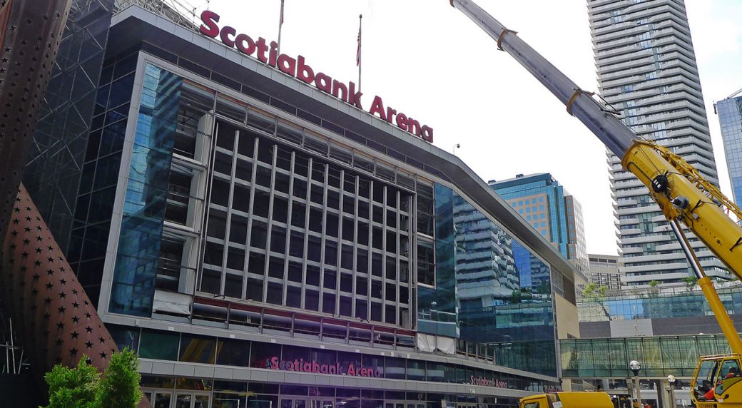scotiabank arena raptors store