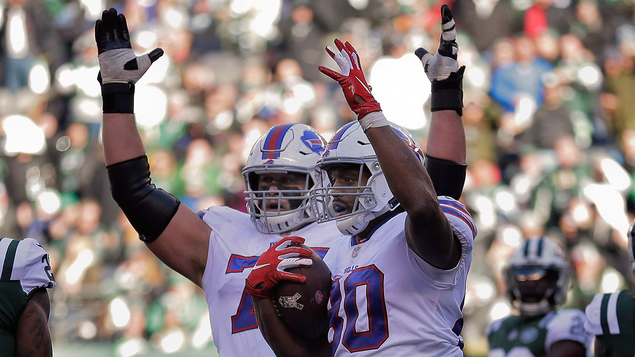 bills-jason-croom-and-wyatt-teller-celebrate-touchdown