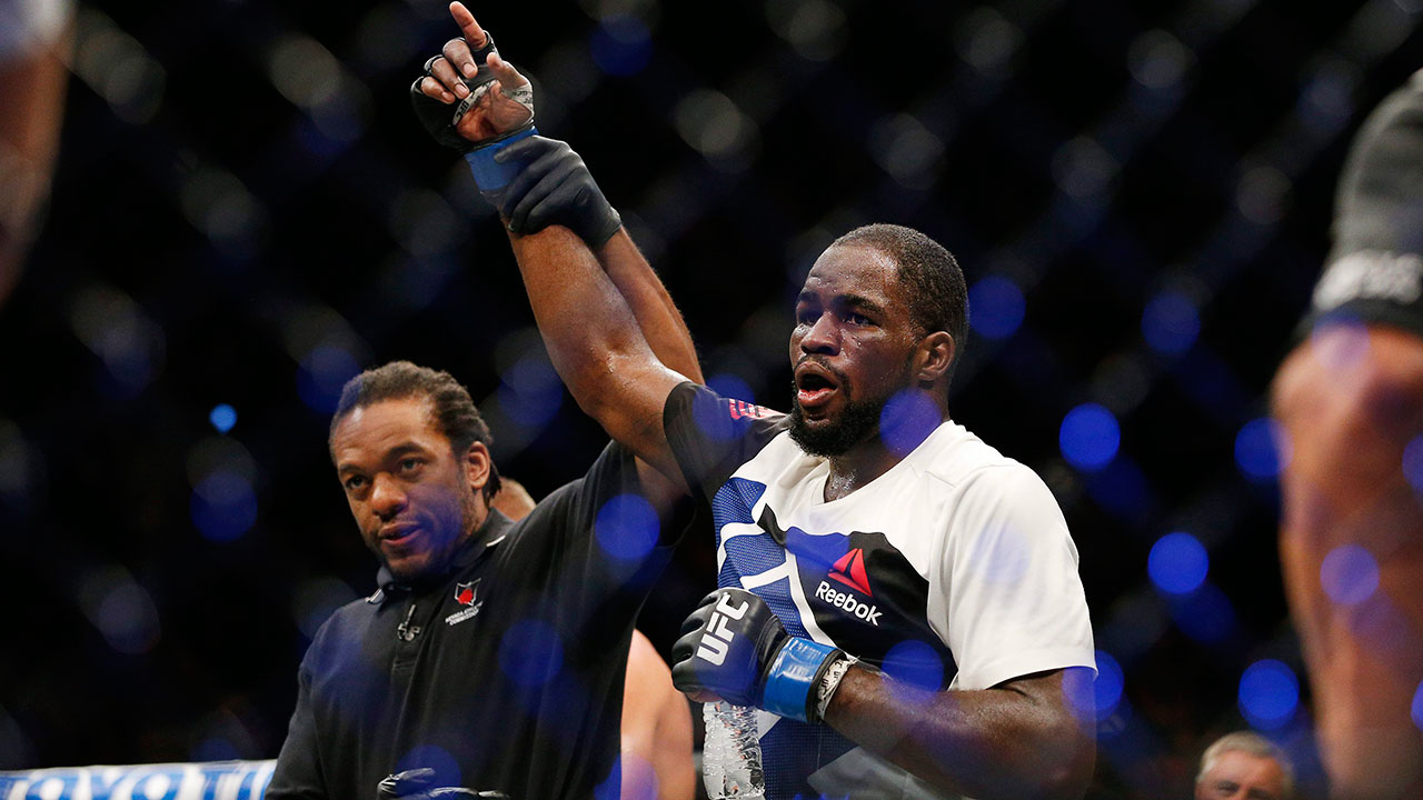 corey-anderson-celebrates-ufc-win