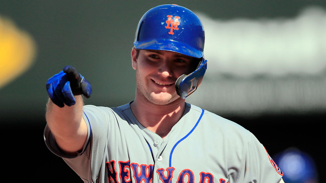 Alonso breaks NL rookie HR record, Mets crown Royals