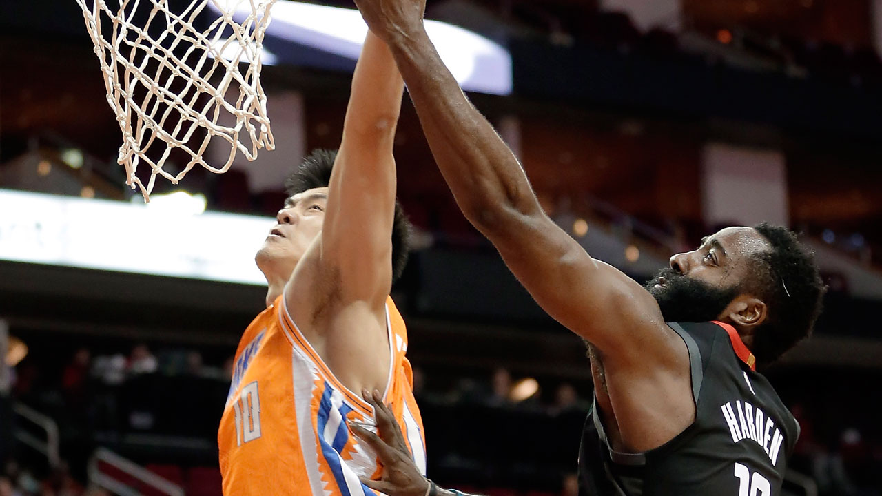 James Harden Layup Rockets Harden Scores 61 In Rockets' Win