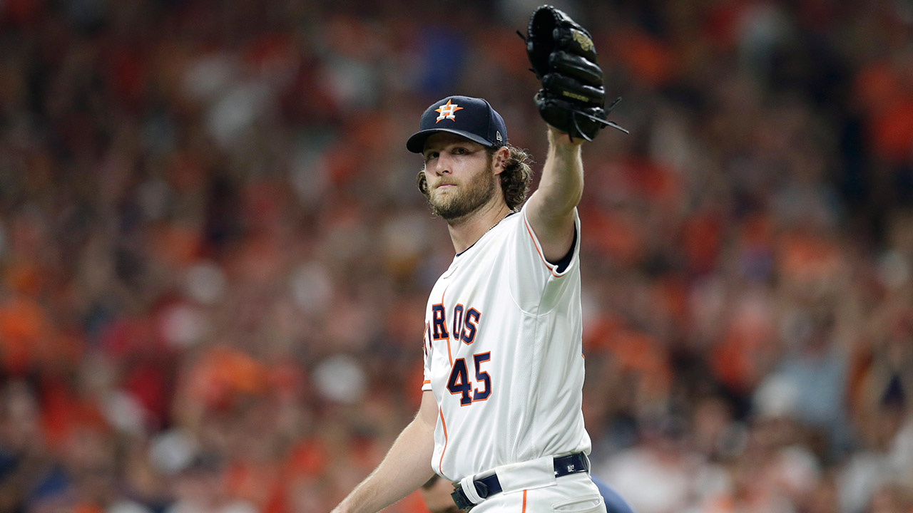 astros-gerrit-cole-waves-to-fans