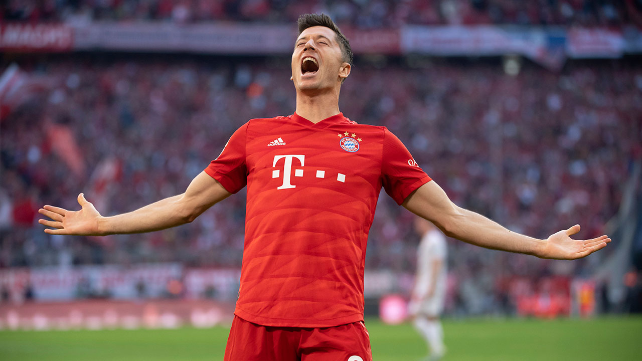 It's Robert Lewandowski's turn to try to stop Lionel Messi and Cristiano Ronaldo from winning the FIFA best player award. (Sven Hoppe/dpa via AP)