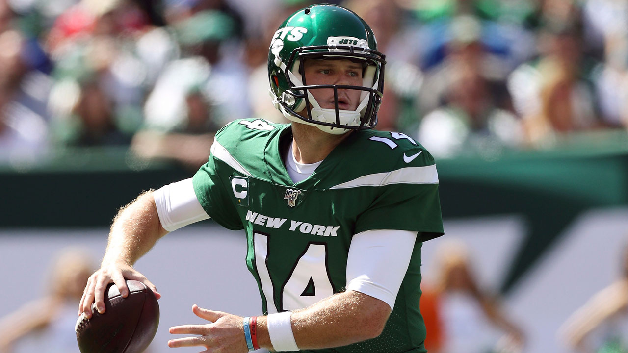 New York Jets quarterback Sam Darnold (14) has been traded to the Carolina Panthers. (Steve Luciano/AP)