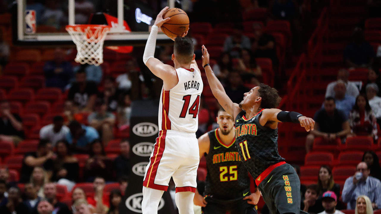 Miami Heat guard Tyler Herro (14) shoots and scores against Atlanta Hawks g...