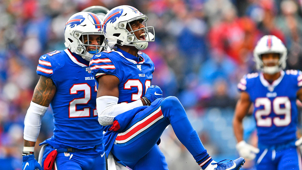 Buffalo Bills' Levi Wallace reacts after a play during the first half of a game against the Philadelphia Eagles in Orchard Park, N.Y. (Adrian Kraus/AP Photo)