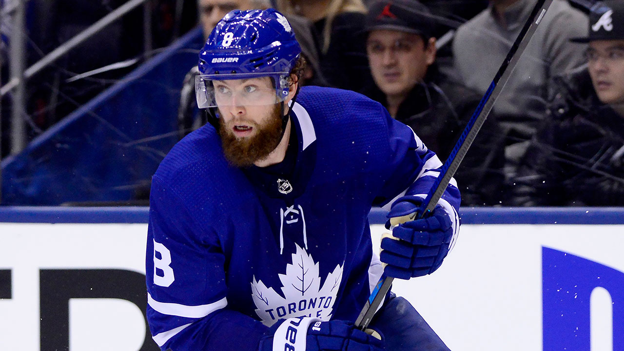 Maple Leafs' Jake Muzzin leaves game vs. Lightning