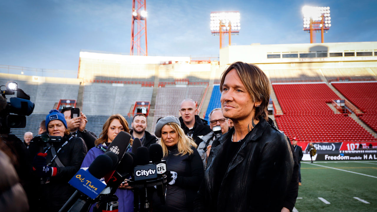 keith-urban-grey-cup