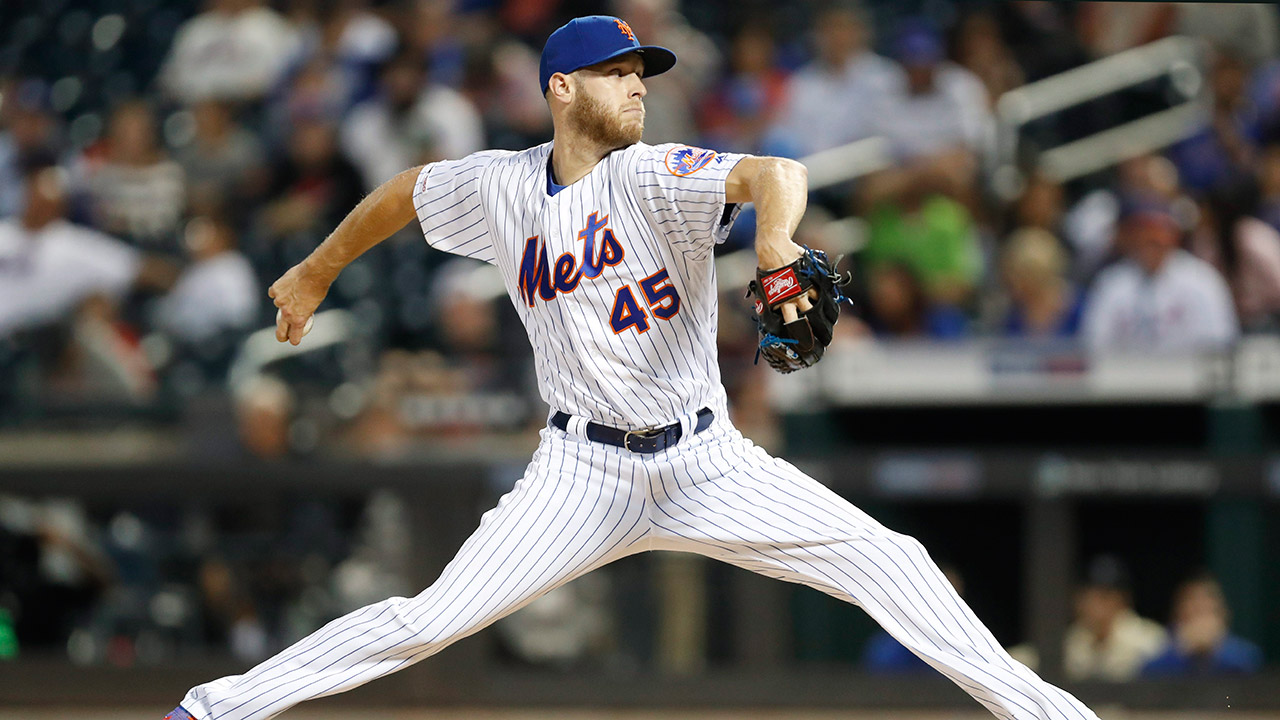 mets-starting-pitcher-zack-wheeler-throws-ball-against-dodgers