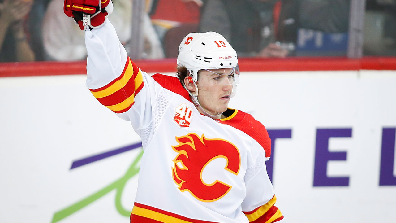 Matthew-Tkachuk-Calgary-Flames