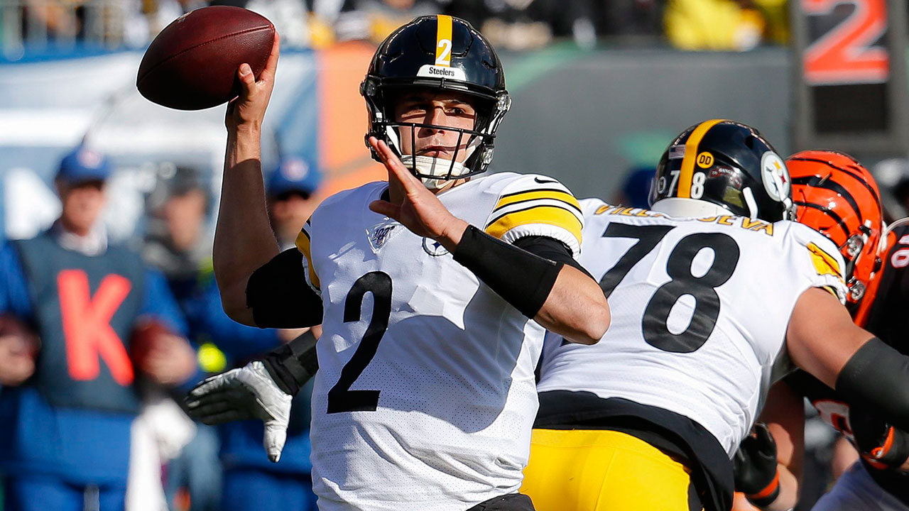 Pittsburgh Steelers quarterback Mason Rudolph (2) passes against the Cincinnati Bengals. (Frank Victores/AP)