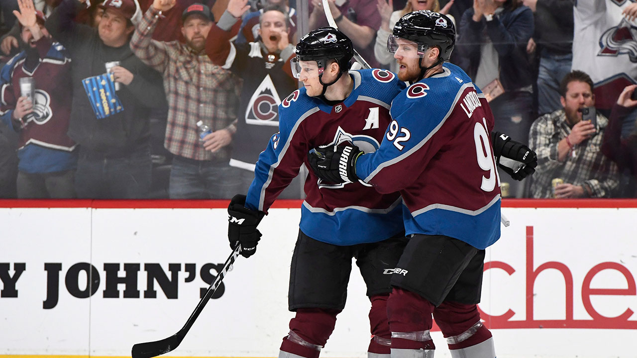 MacKinnon and Avs continue to roll beating Devils 