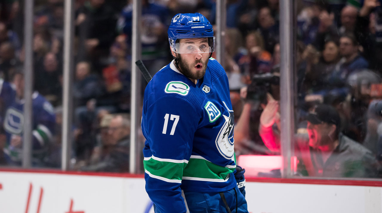 Canucks' Josh Leivo out two to three months with f