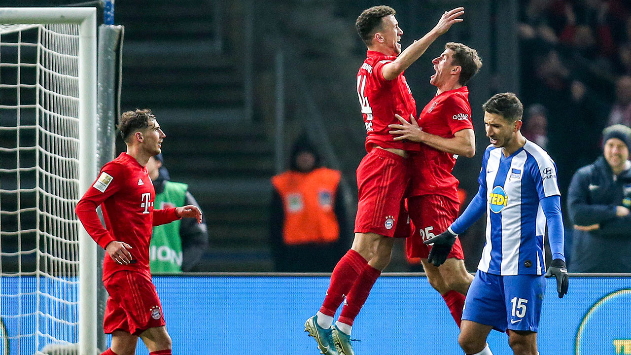 forhindre sang Baron Bayern Munich beats Hertha Berlin away to move to second