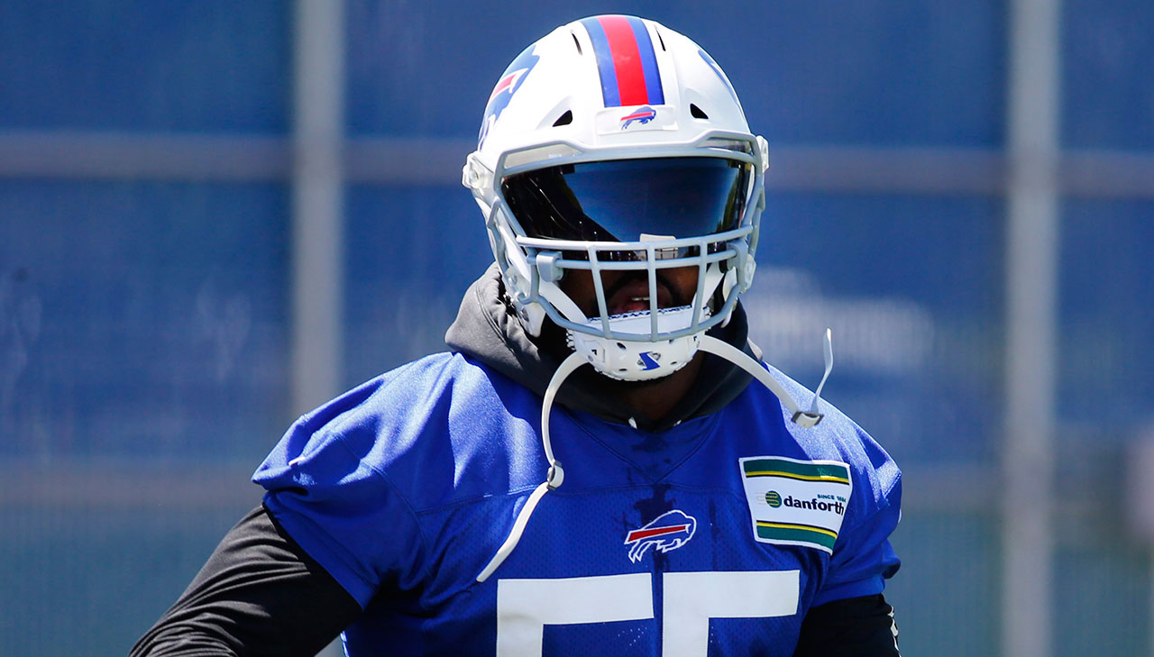 Jerry-Hughes-Buffalo-Bills