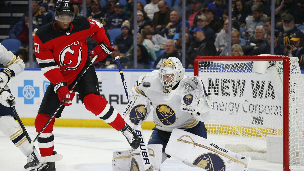 Buffalo Sabres acquire Wayne Simmonds from Devils for conditional  fifth-round pick - The Globe and Mail
