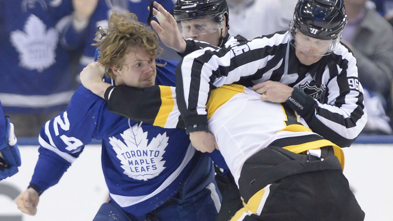 Scrappy Kasperi Kapanen's emotion gives Maple Leafs jolt of energy